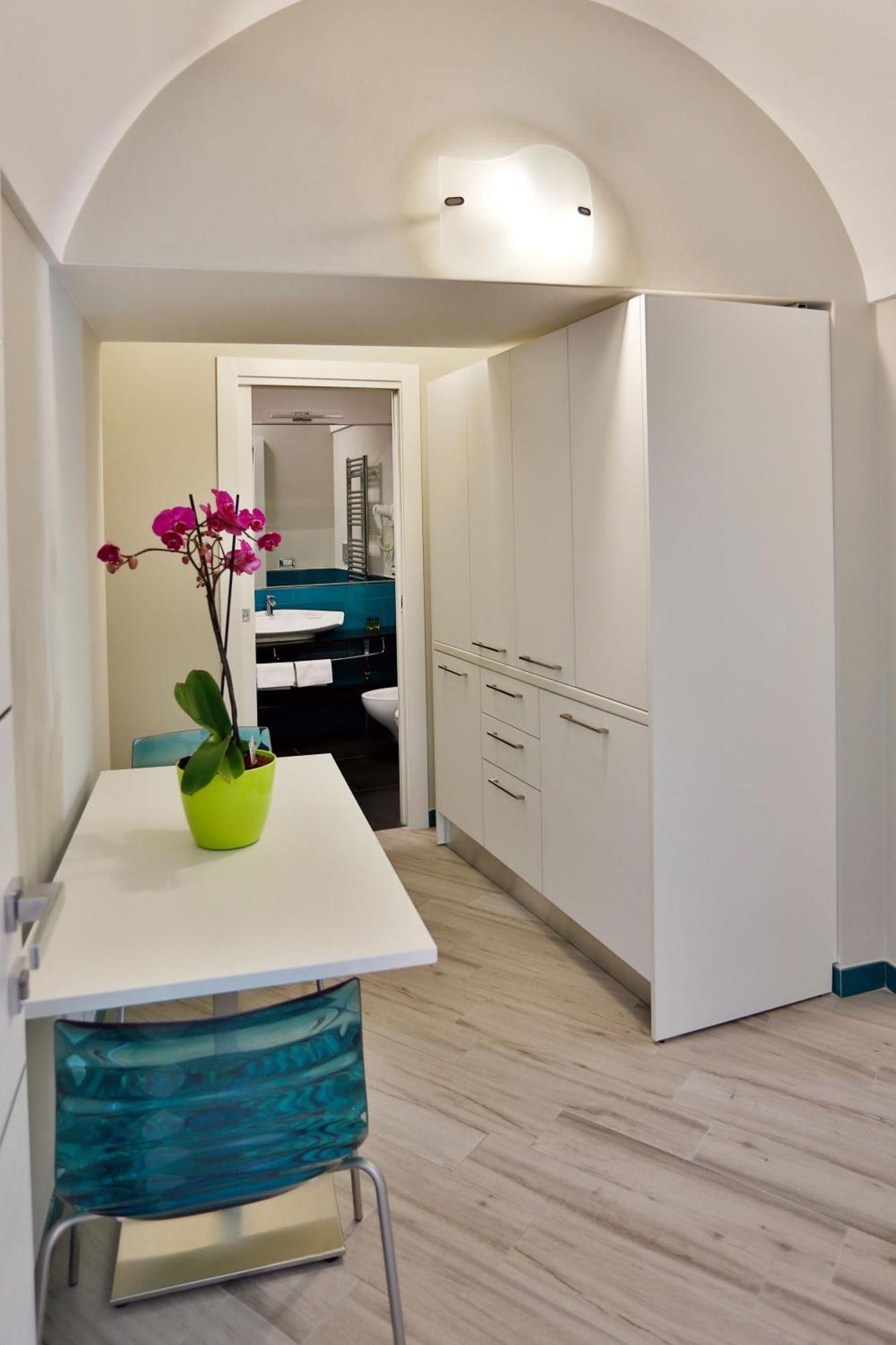Amalfi Apartments Design Centro Storico Экстерьер фото