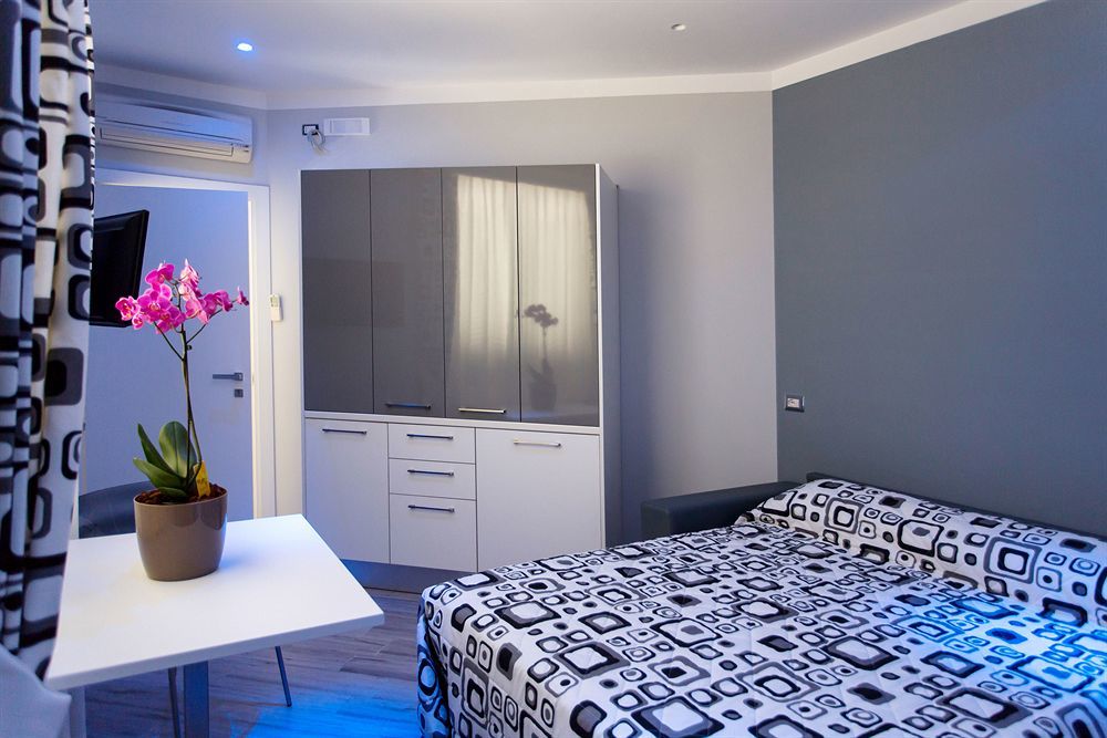 Amalfi Apartments Design Centro Storico Экстерьер фото